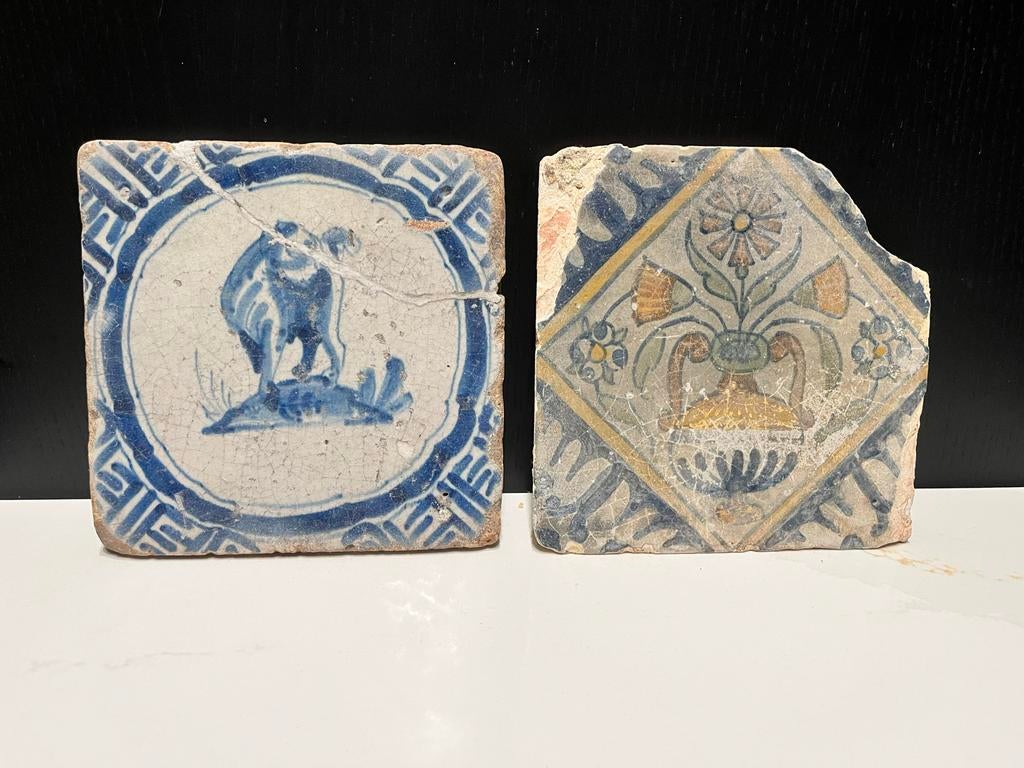 Twee 17e eeuwse wandtegels, Antiek en Kunst, Ophalen of Verzenden