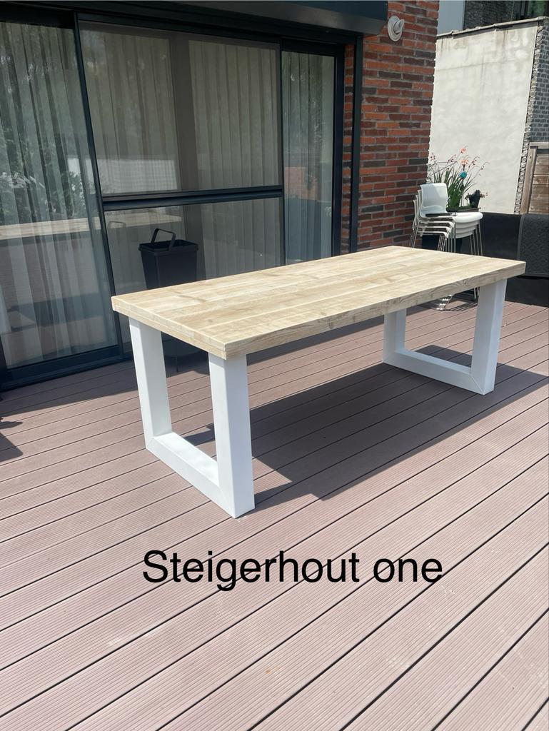 Steigerhouten tuintafel ijzeronderstel kortingen tafel, Tuin en Terras, Tuintafels, Ophalen of Verzenden, Gebruikt, Rechthoekig