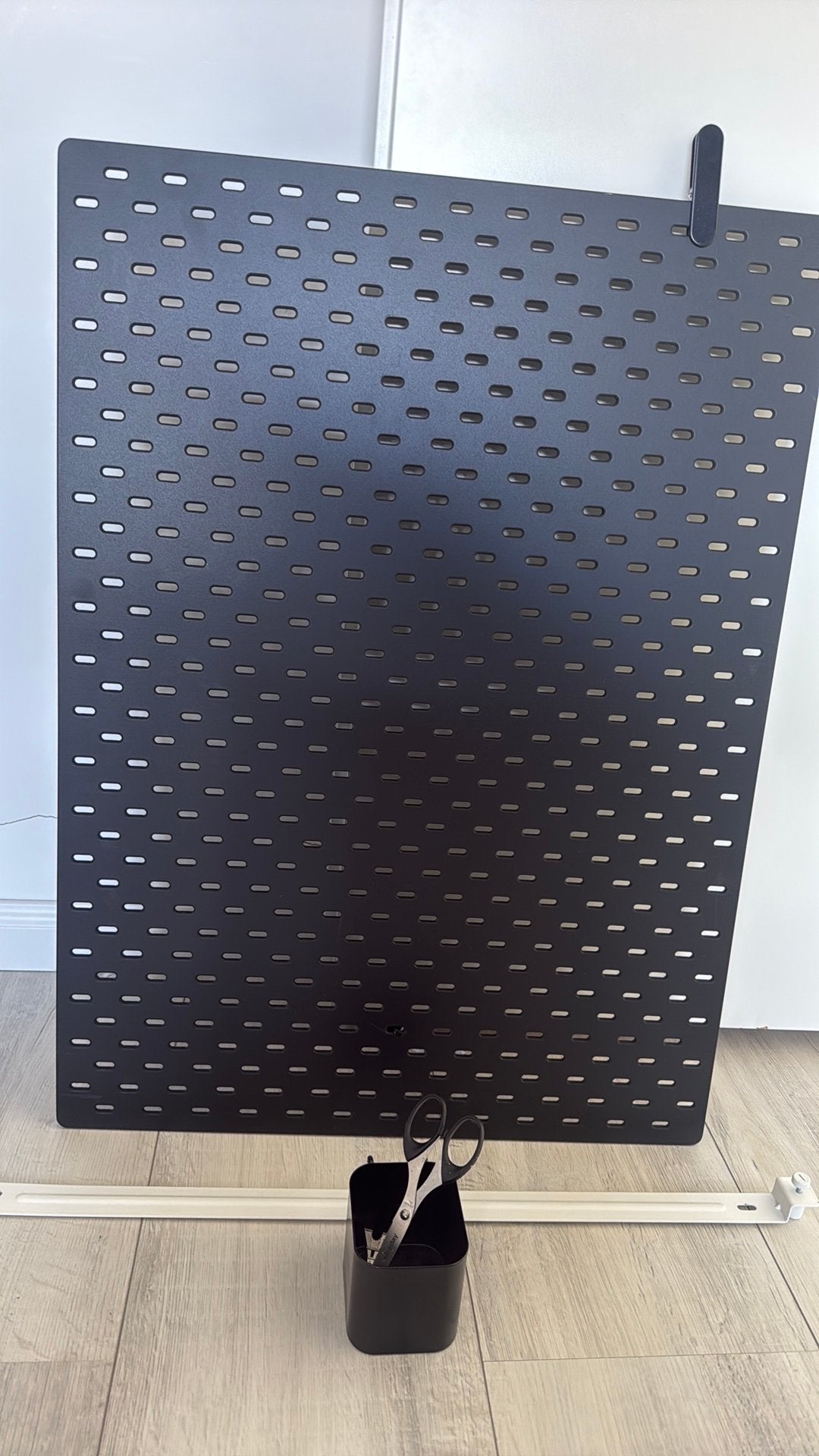 Ikea hangbord, Computers en Software, Ophalen, Zo goed als nieuw, 60 Hz of minder