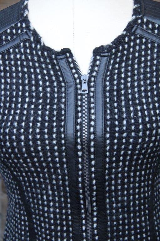 Jasje/ Vest zwart/ beige Marccain mt 2( S-36) Winter Vaste p, Zwart, Ophalen of Verzenden, Zo goed als nieuw, Jasje