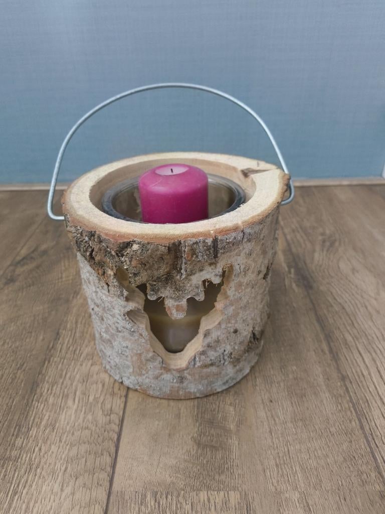 Houten kandelaar met hertjesuitsparing, Ophalen of Verzenden