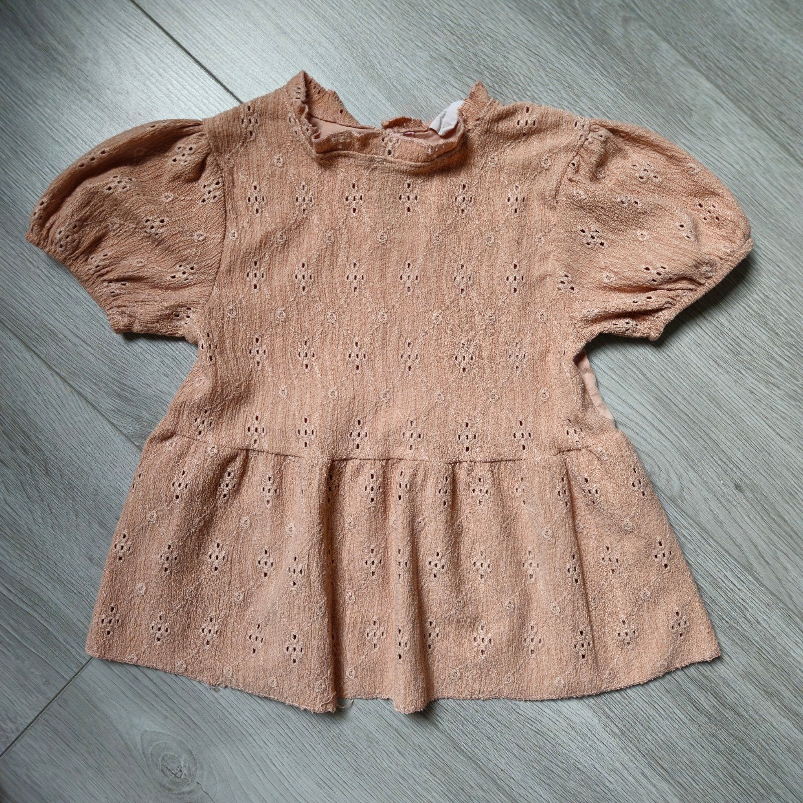 Schattig Zara top met pofmouwtjes maat 128, Gebruikt, Meisje, Ophalen of Verzenden, Zara