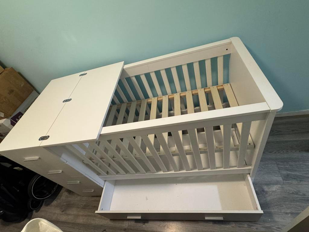 Kinderkamer wit, Kinderen en Baby's, Kinderkamer | Complete kinderkamers, Ophalen of Verzenden, Zo goed als nieuw, Jongetje of Meisje