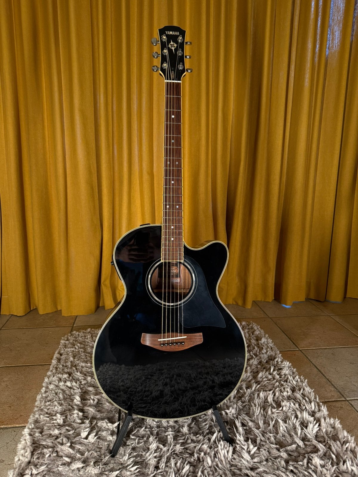 Yamaha CPX700 | Compass series | Semi akoestisch, Muziek en Instrumenten, Ophalen of Verzenden, Zo goed als nieuw, Klassieke of Spaanse gitaar