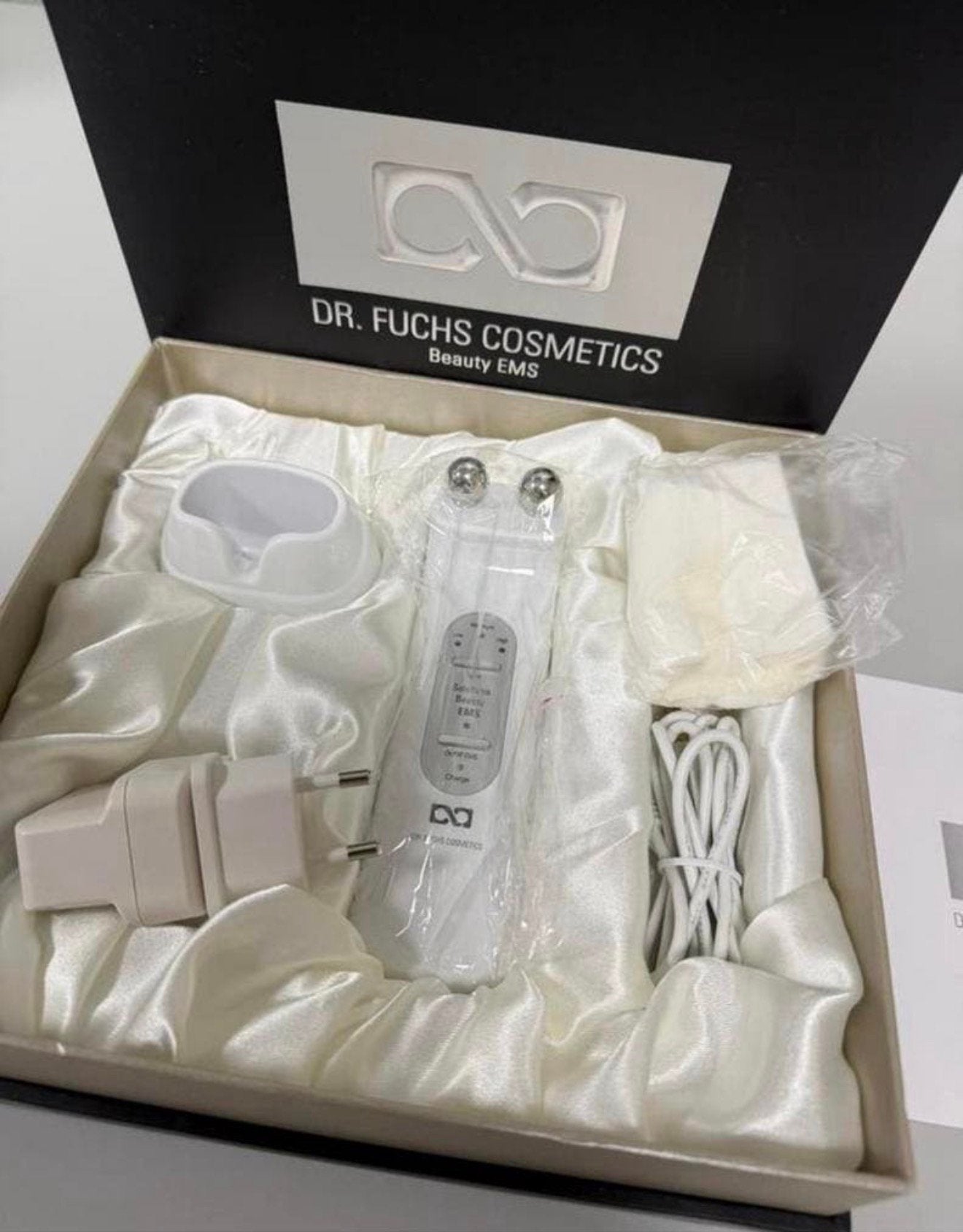 Dr. Fuchs Beauty EMS Huidverjongings machine apparaat Nieuw, Gehele gezicht, Nieuw, Ophalen of Verzenden, H