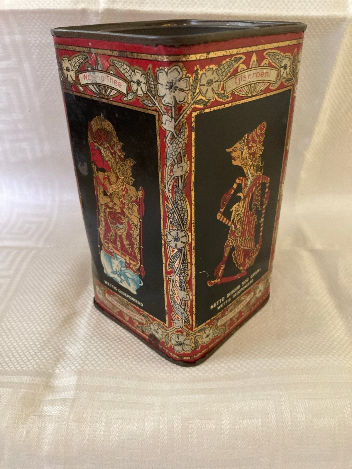 Vintage Wayang Thee Blik - Tjisaroeani - Decoratief, Ophalen of Verzenden