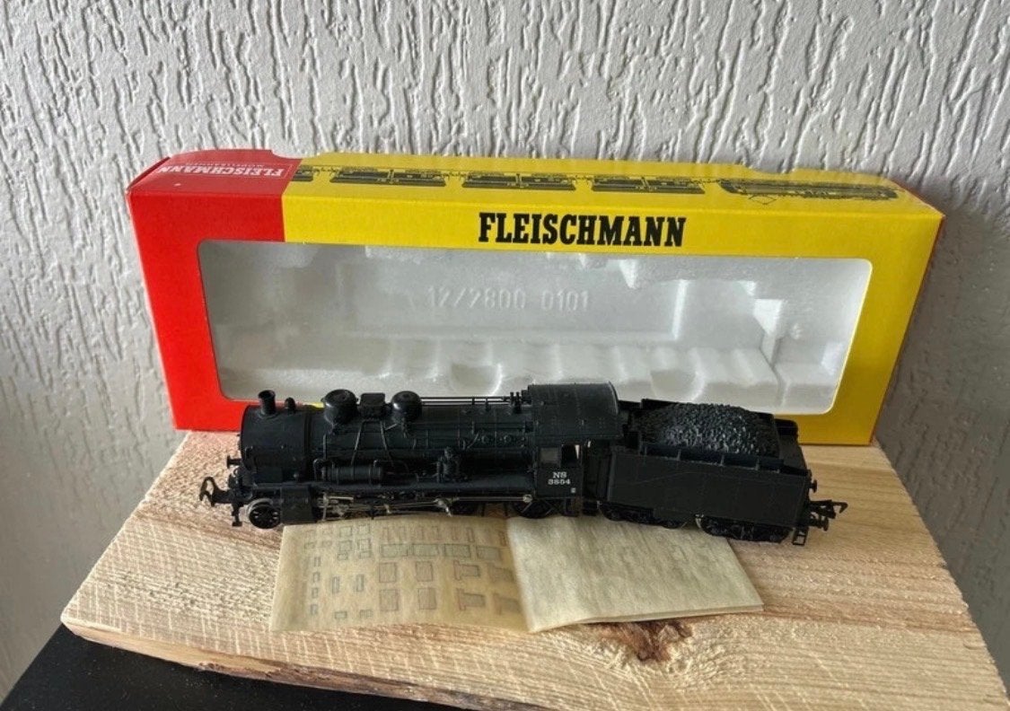 Fleischmann Stoomlocomotief NS 3854 met Tender, Gebruikt, Verzenden, Fleischmann, Analoog