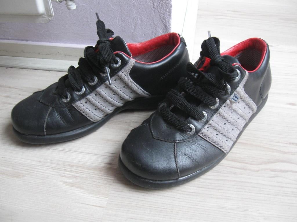 MAG megamoks comfortabele schoenen maat 36 goede staat, Mag Megamoks, Zwart, Ophalen of Verzenden, Sneakers of Gympen