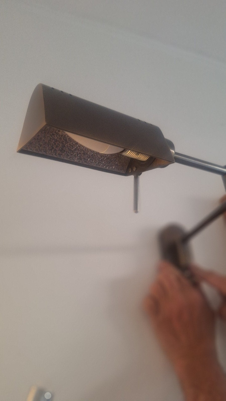 Vintage wandlamp in bronskleur. Denk Holtkötter., Ophalen of Verzenden, Gebruikt, Metaal
