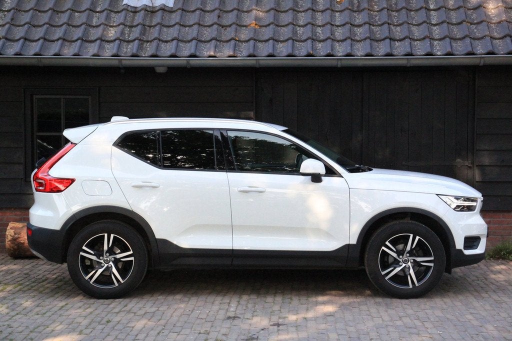 Volvo XC40 1.5 T3 Momentum Camera/Half-Leer/Parkeersensor v,, Auto's, Volvo, Voorwielaandrijving, Gebruikt, 156 pk, Automatische klimaatregeling