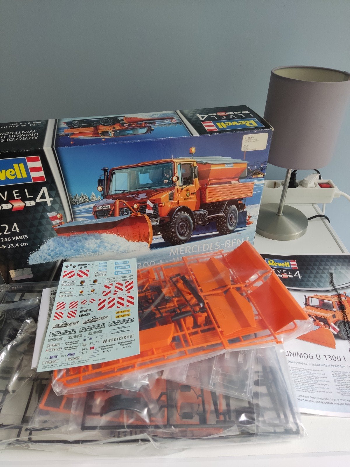 Revell Mercedes-Benz Unimog U 1300 Winterdienst 1:24, Ophalen of Verzenden, Groter dan 1:32, Truck, Revell