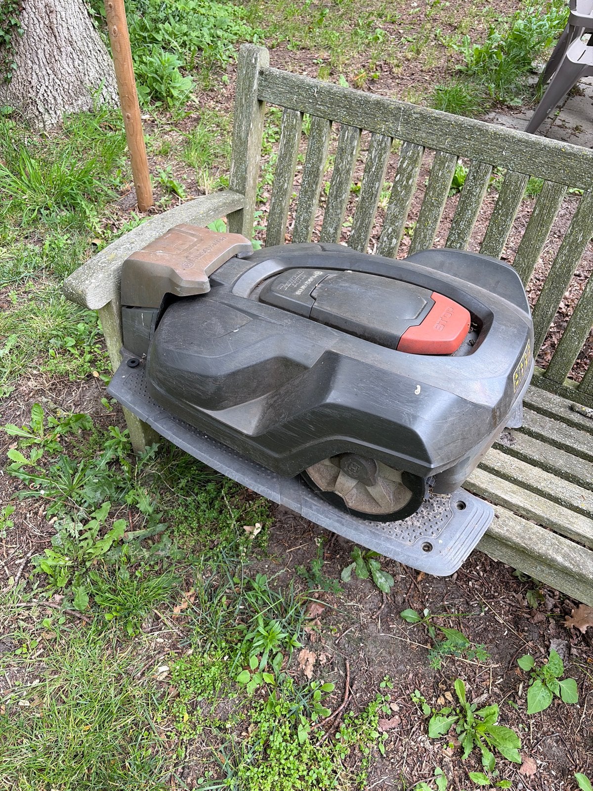Husqvarna automower 320, Ophalen, Cirkelmaaier, Gebruikt, Accu-grasmaaier