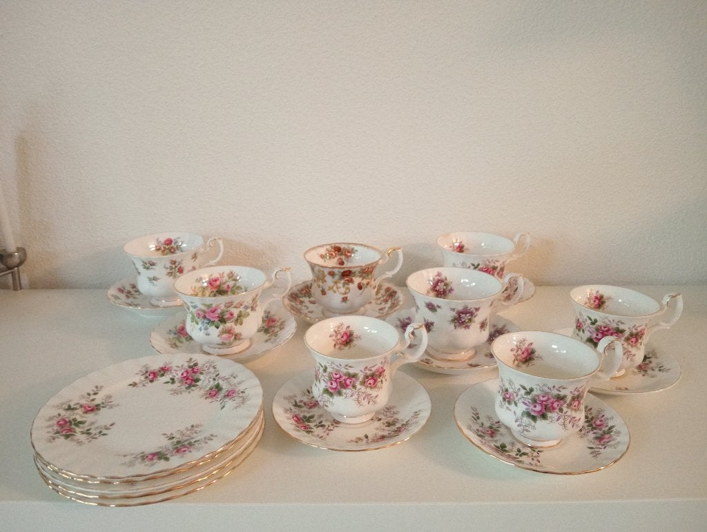 Royal Albert diverse series, Antiek en Kunst, Ophalen