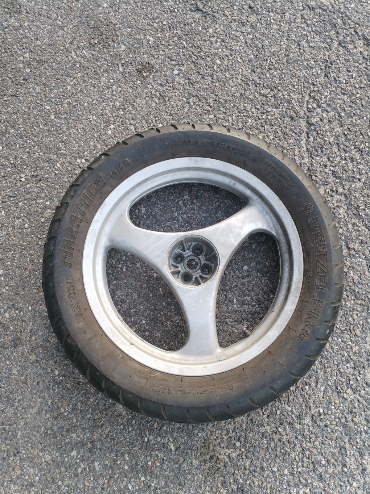 BMW Achter wiel, met zeer goede band., Motoren, Ophalen of Verzenden