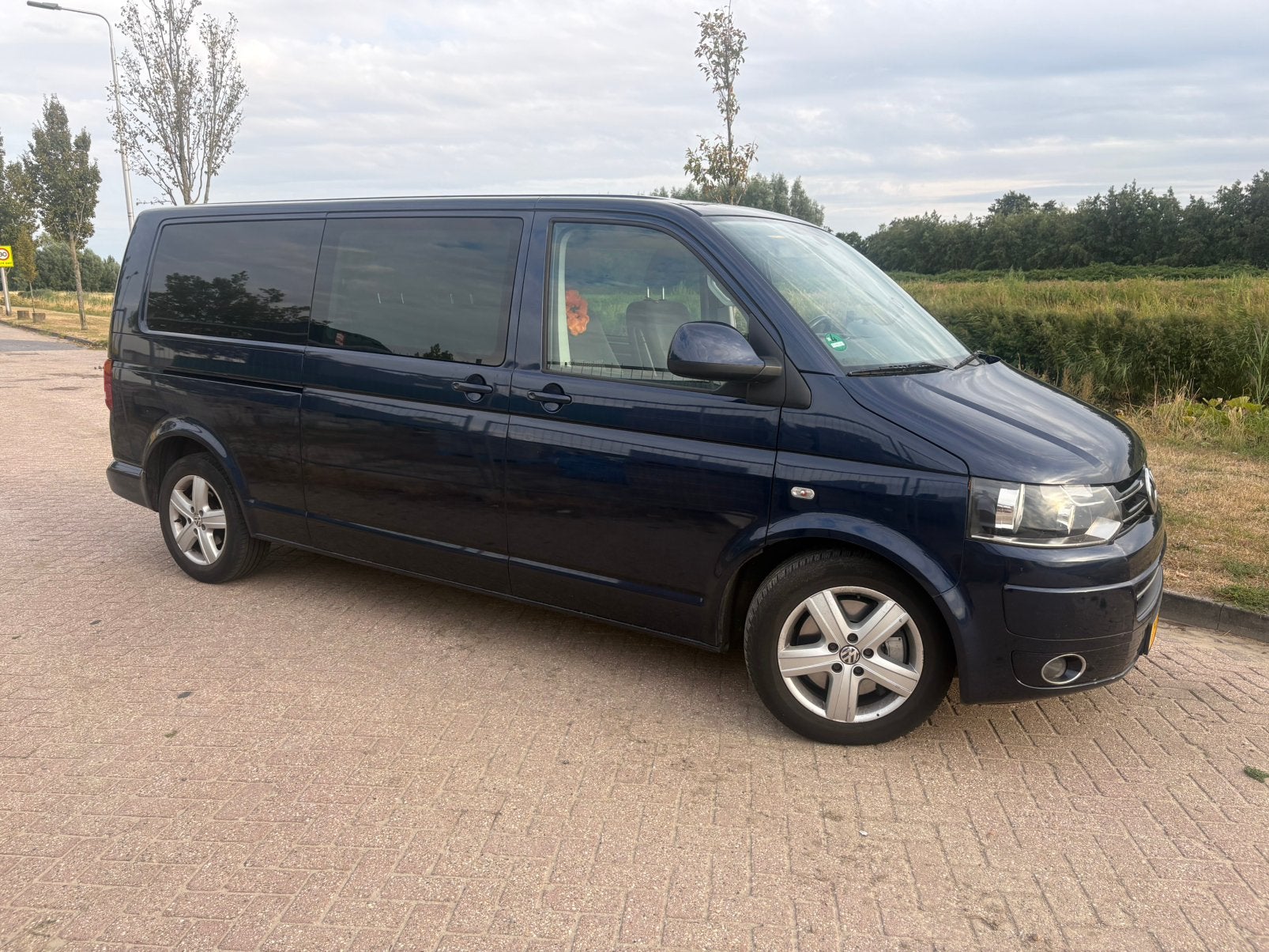 Volkswagen Transporter T5 2.0 bitdi 132KW  2012, Euro 5, Stof, Parkeersensor, 4 cilinders