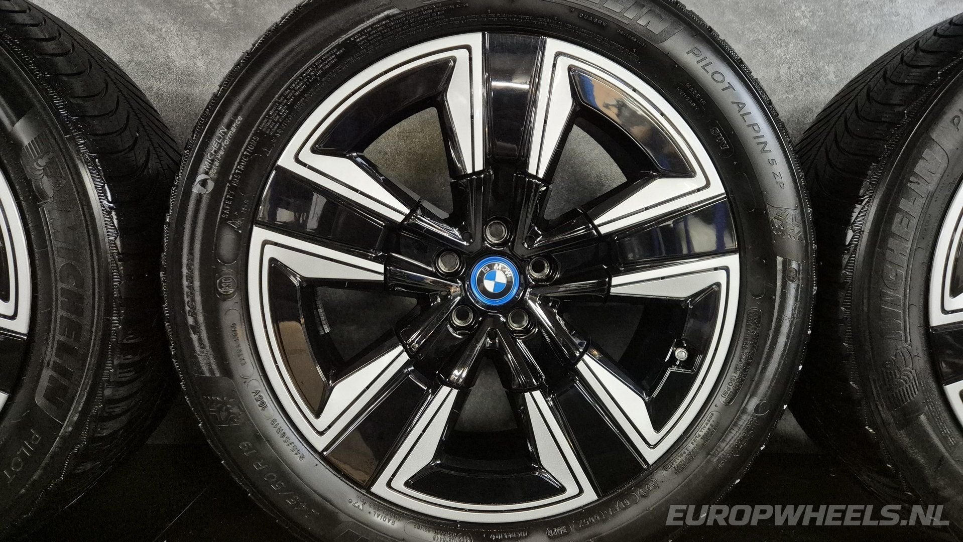 BMW iX3 G08 19 inch velgen 842 winterbanden Michelin, 19 inch, -, -, Banden en Velgen