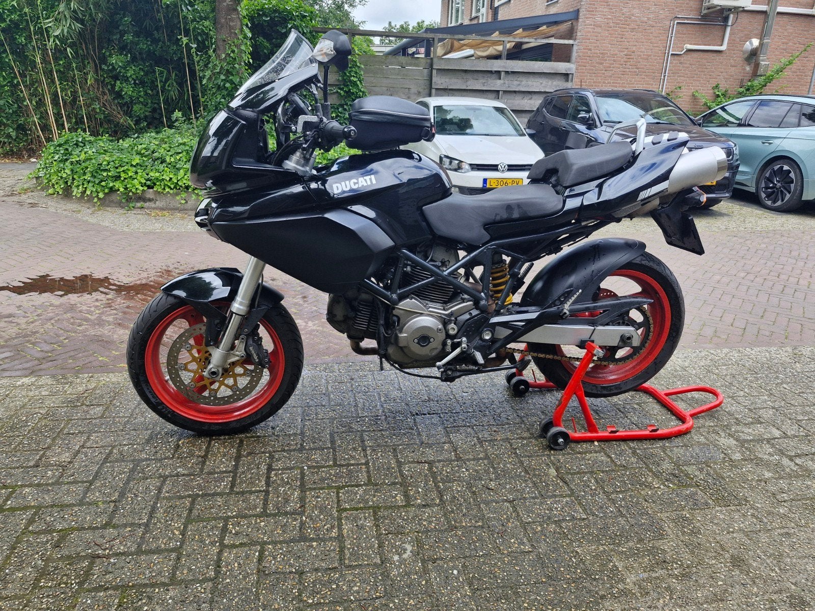 DUCATI MULTISTRADA 620, Particulier, Toermotor