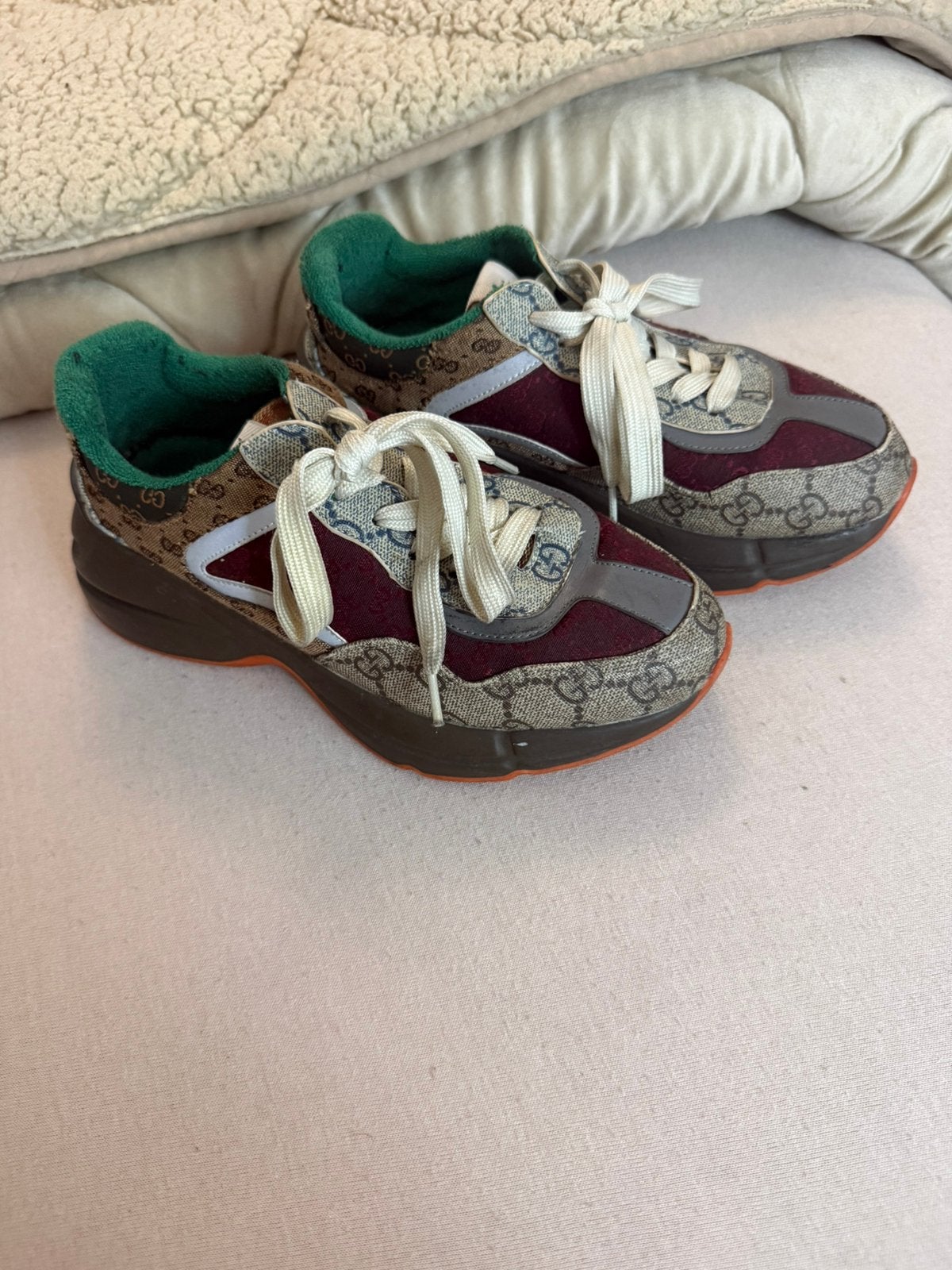 Gucci schoenen, Verzenden, Zo goed als nieuw, Zwart, Sneakers of Gympen