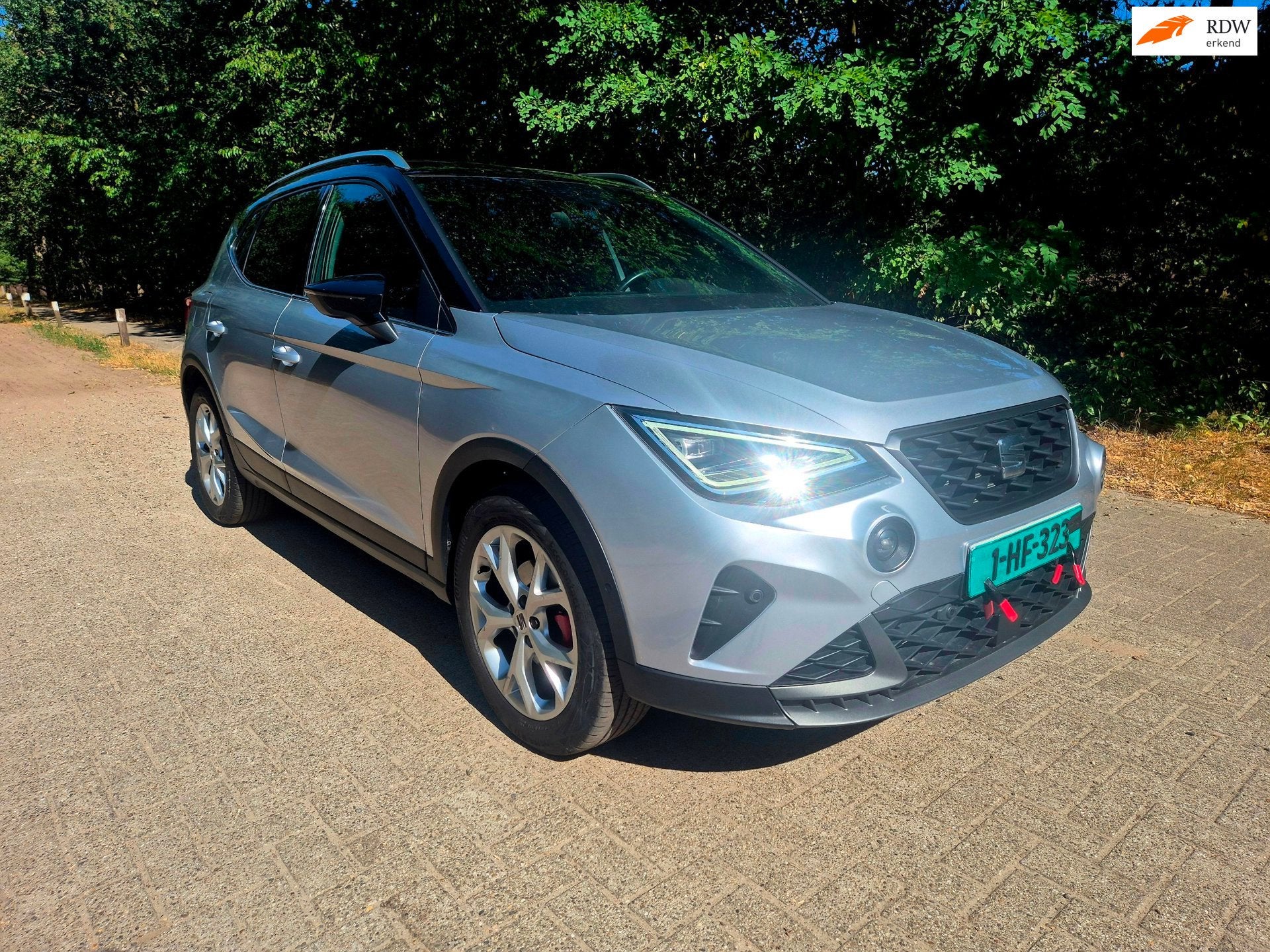 Seat Arona 1.5 EcoTSI FR Business Connect Xcellence, Auto's, Seat, Dealer onderhouden, Gebruikt, 4 cilinders, 150 pk