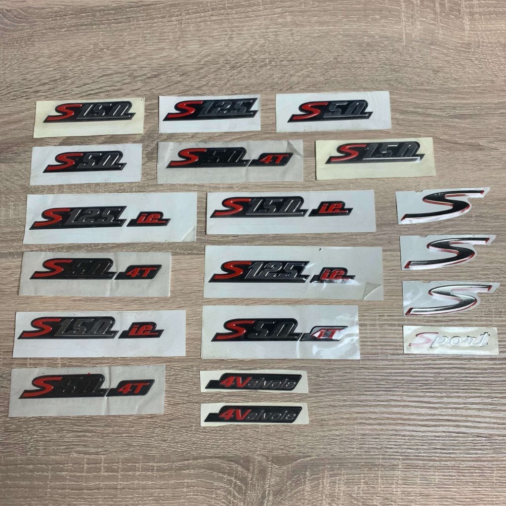 Emblemen Vespa S150 S125 S50 origineel, Info@jynkx.com, Nieuw, Ophalen of Verzenden, Piazza 99