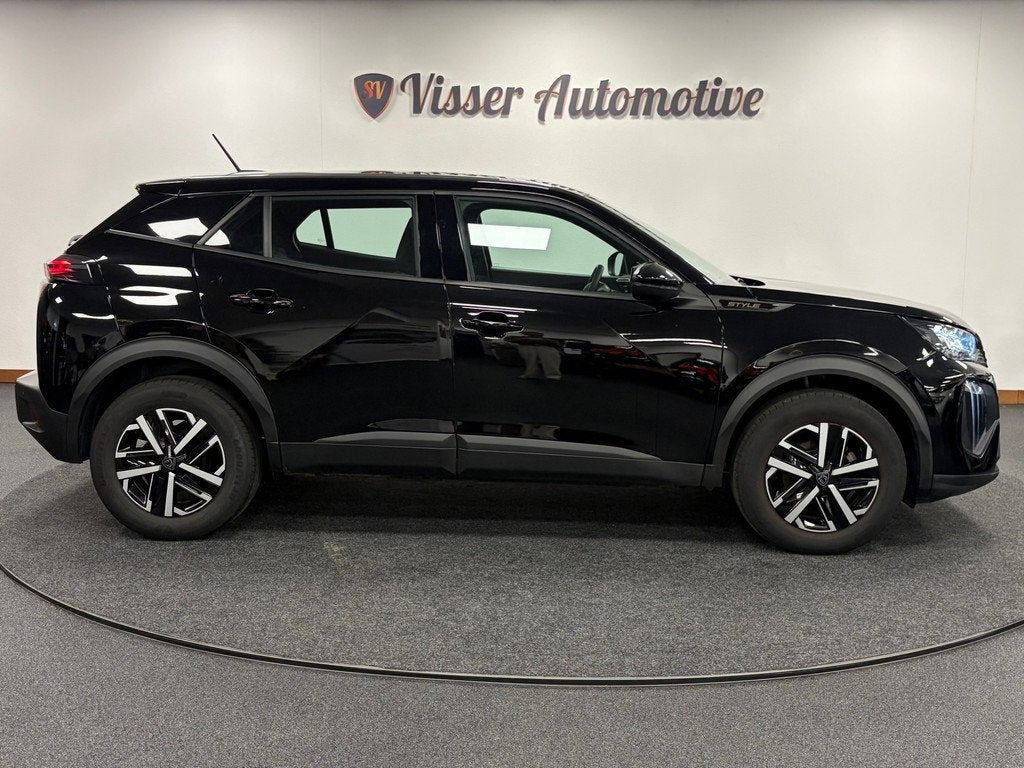 Peugeot 2008 1.2 PureTech Style*Carplay*PDC*ACC*Airco*, Gebruikt, Euro 6, 1199 cc, Blauw