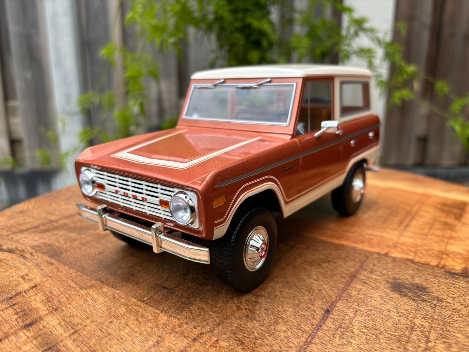 Greenlight 1973 Ford Bronco Hardtop Brown 1:18, Ophalen of Verzenden, Nieuw, Auto, Overige merken