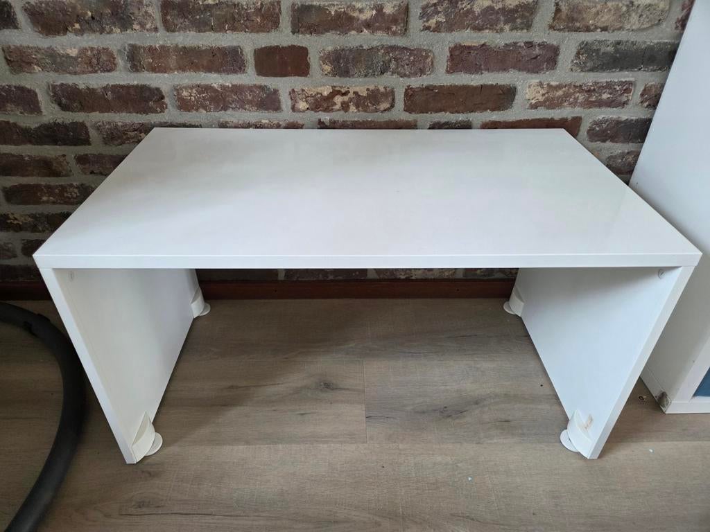 IKEA wit kindertafel, Kinderen en Baby's, Kinderkamer | Tafels en Stoelen, Ophalen, Tafel(s)