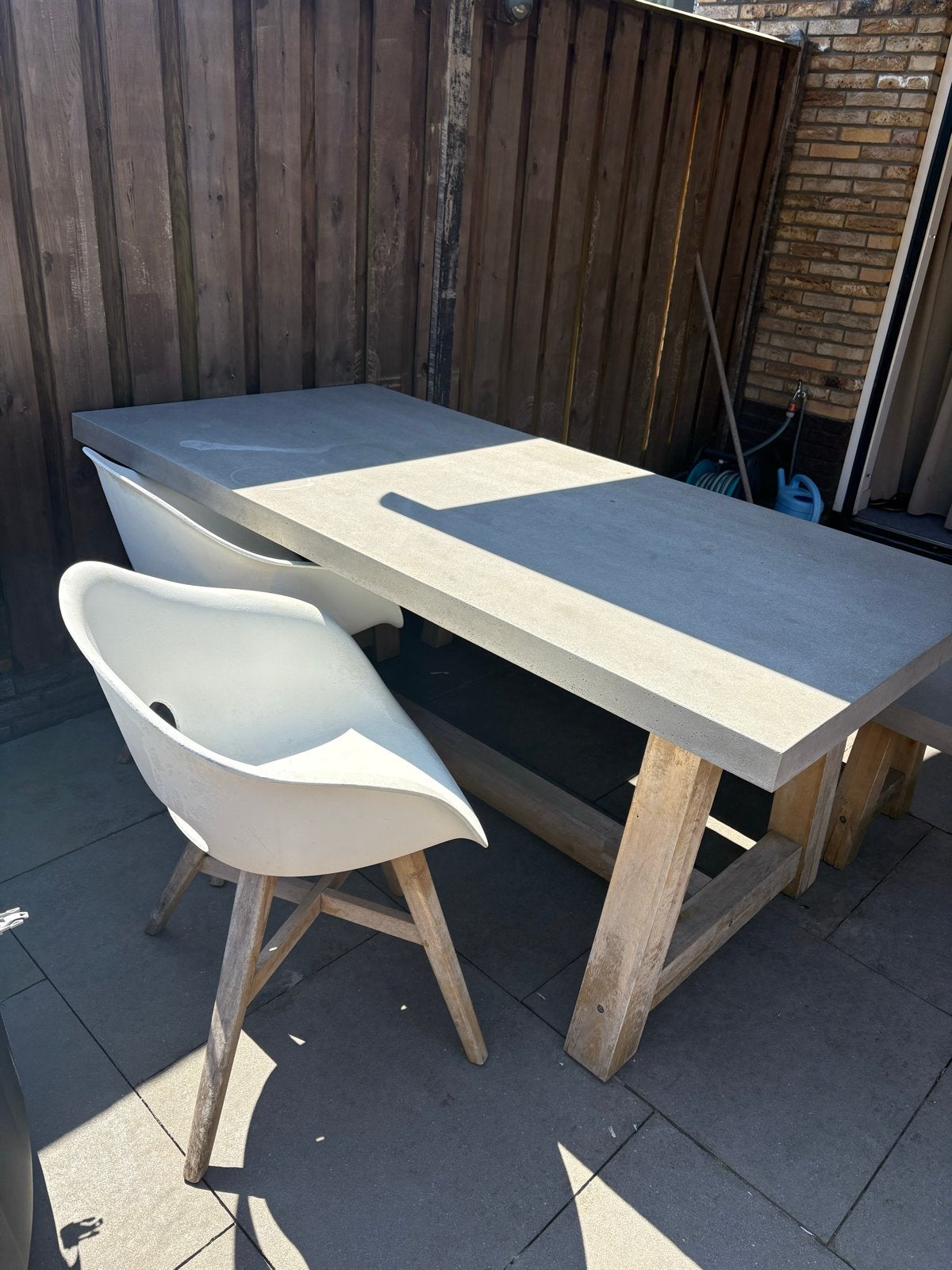 Tuintafel met bank van hout en beton, Ophalen, Gebruikt, Rechthoekig, Hout