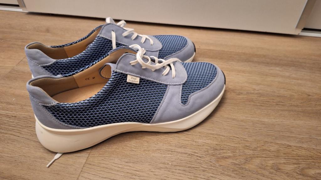 Finn comfort  43 1xaangehad, Ophalen of Verzenden, Zo goed als nieuw, Zwart, Sneakers of Gympen