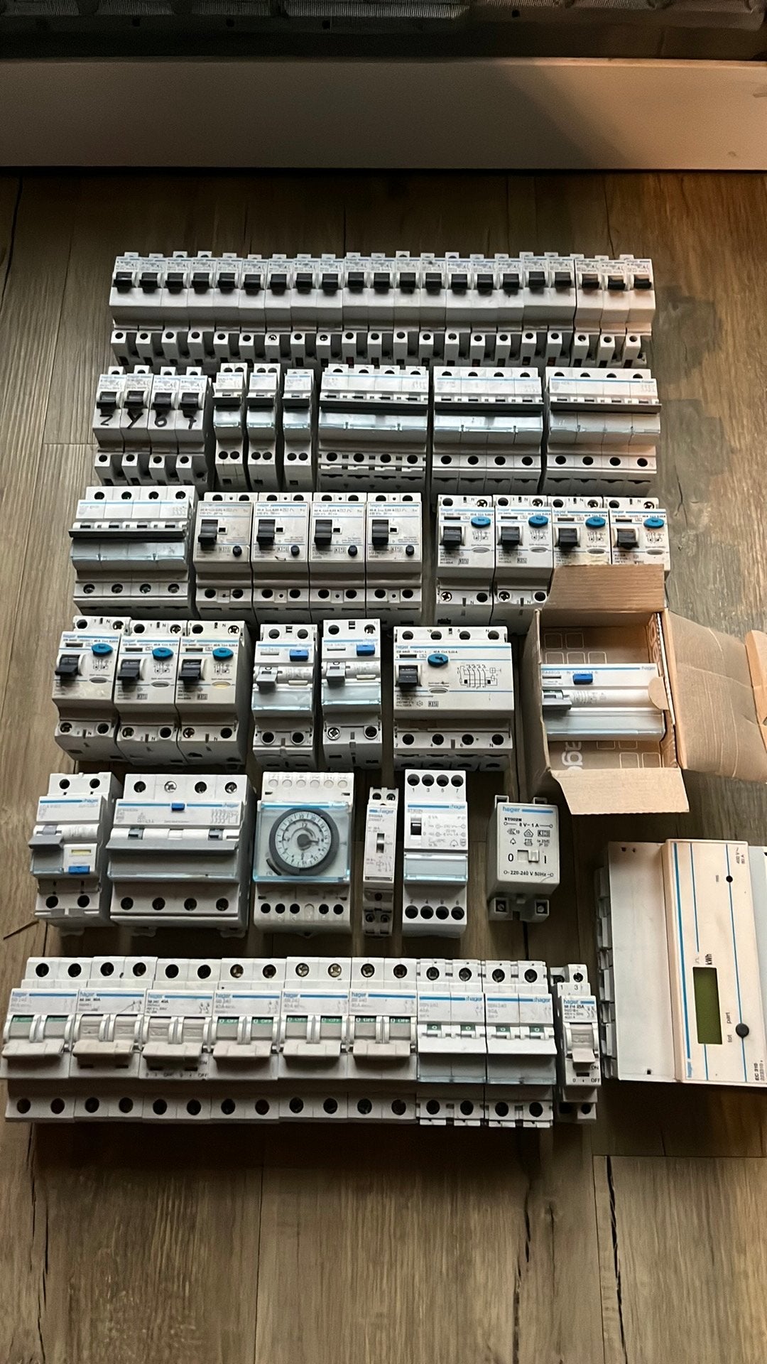 Diverse Hager automaten, Ophalen of Verzenden, Gebruikt, Schakelaar