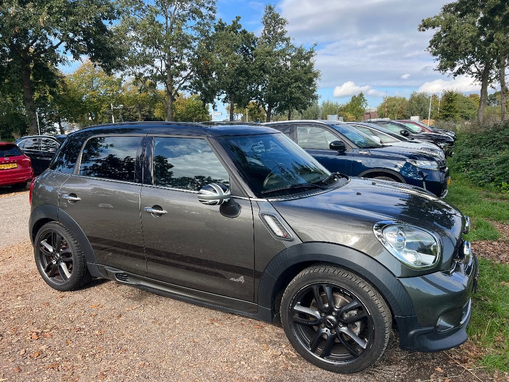 Mini Countryman 1.6 Cooper S All4 2011 Grijs, Auto's, 1355 kg, 15 km/l, Leder, 75 €/maand