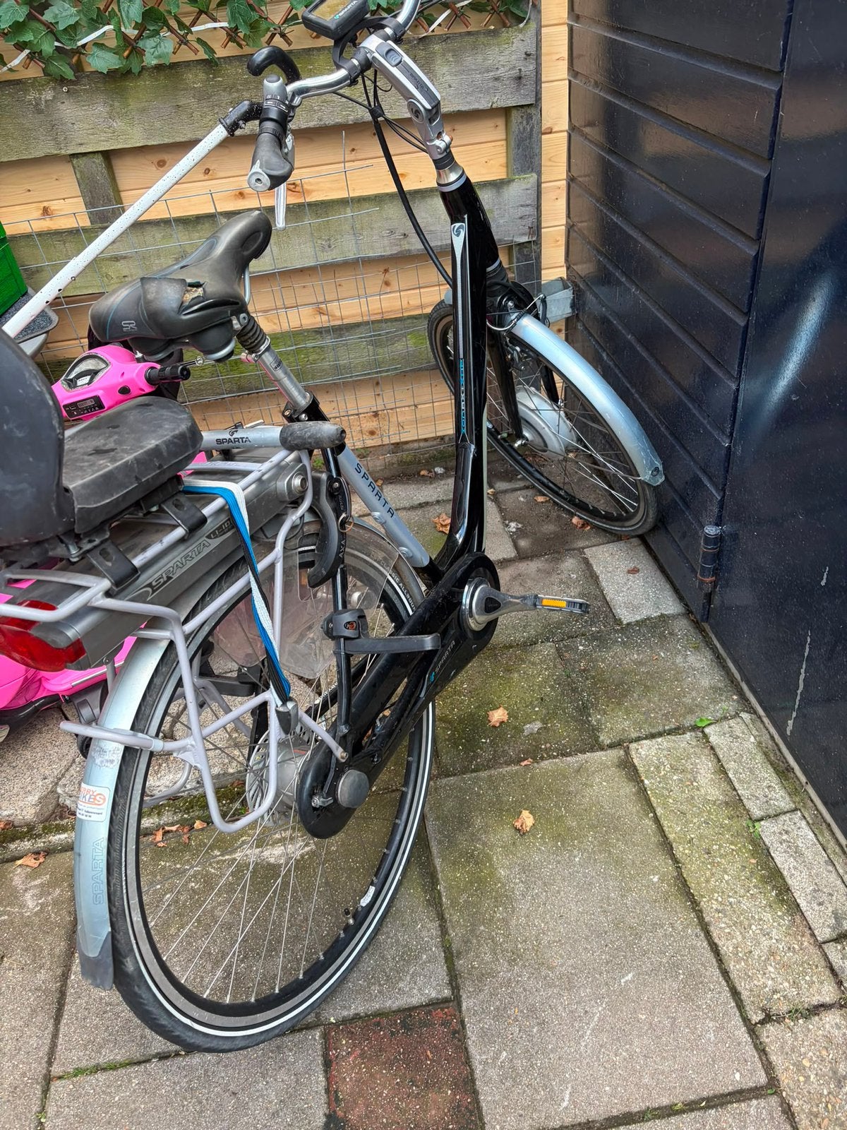 Sparta elektrische fiets zonder oplader en accu defect!!, Fietsen en Brommers, Ophalen of Verzenden, Zo goed als nieuw, Minder dan 30 km per accu