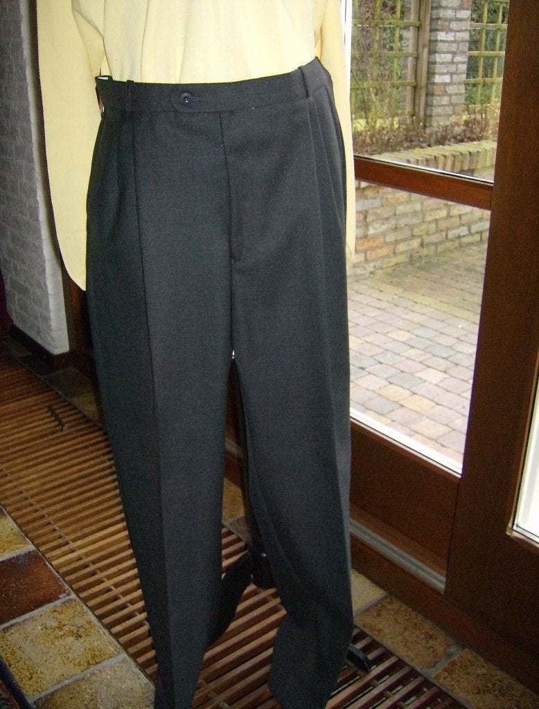 Nieuw Heren Kwaliteit pantalon Maat 56/57 met bandplooi en, Kleding | Heren, George pisa, Ophalen of Verzenden, Grijs, Maat 56/58 (XL)