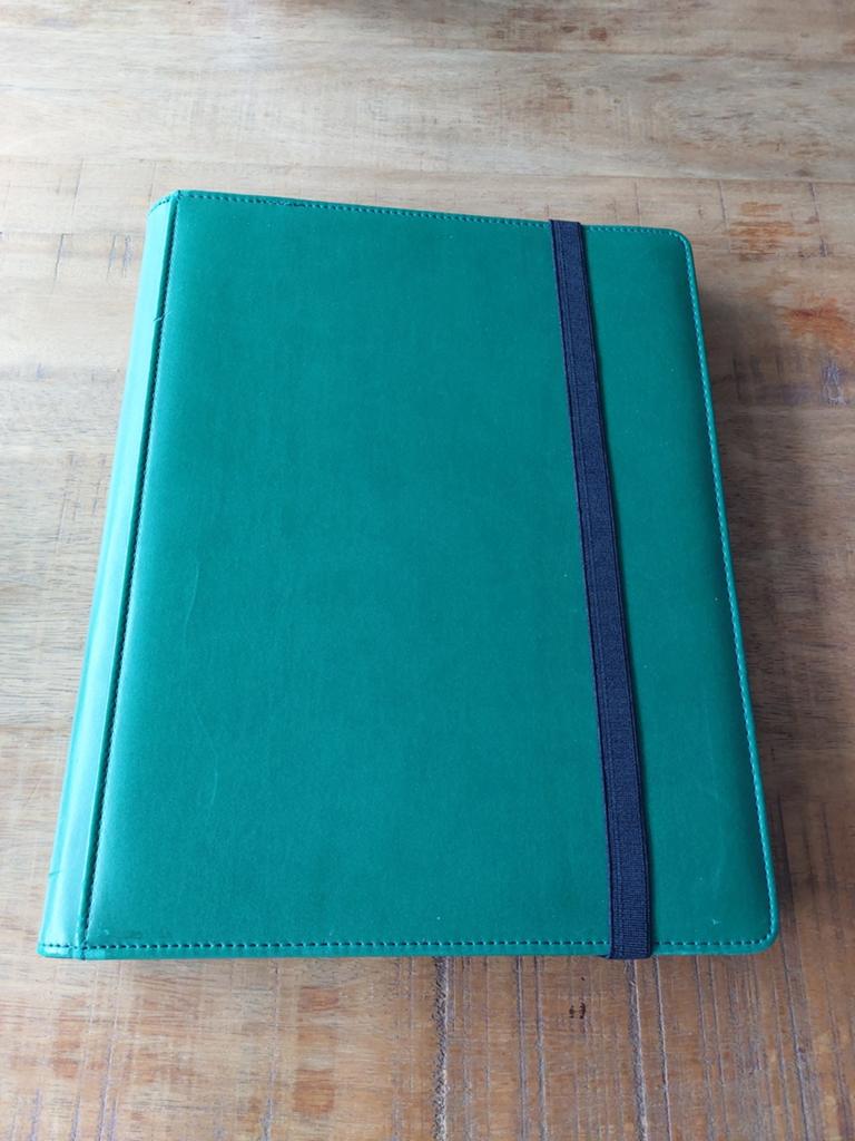 Groene Ultra Pro binder, Ophalen of Verzenden, Zo goed als nieuw, Boek of Catalogus, Foil
