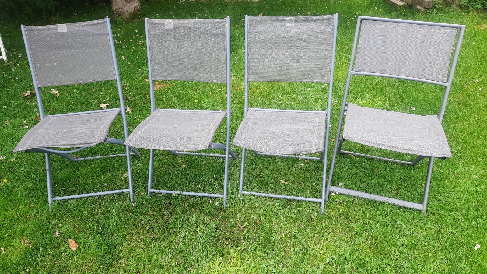 Set van 4 opklapbare campingstoelen - Grijs, Ophalen of Verzenden, Gebruikt, Campingstoel