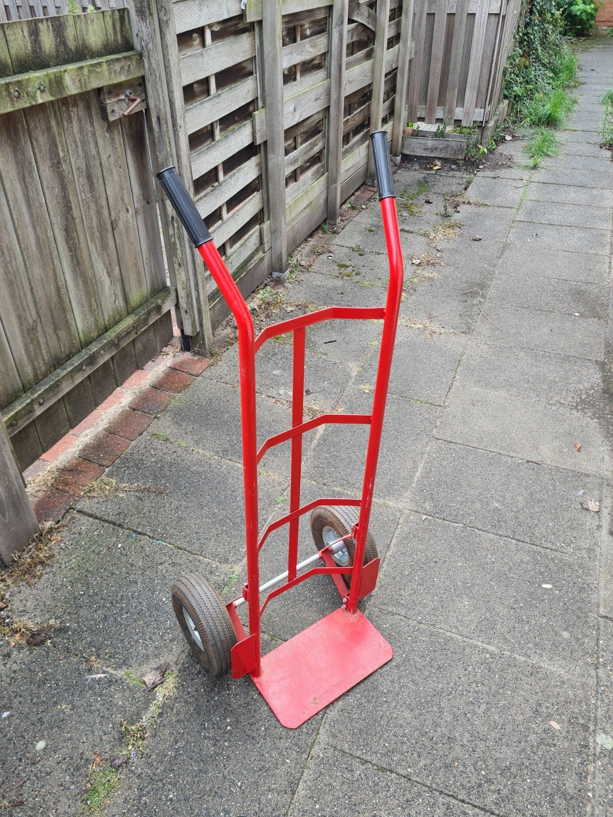 Stevige rode steekwagen voor zware lasten, Ophalen, Gebruikt, Steekwagen