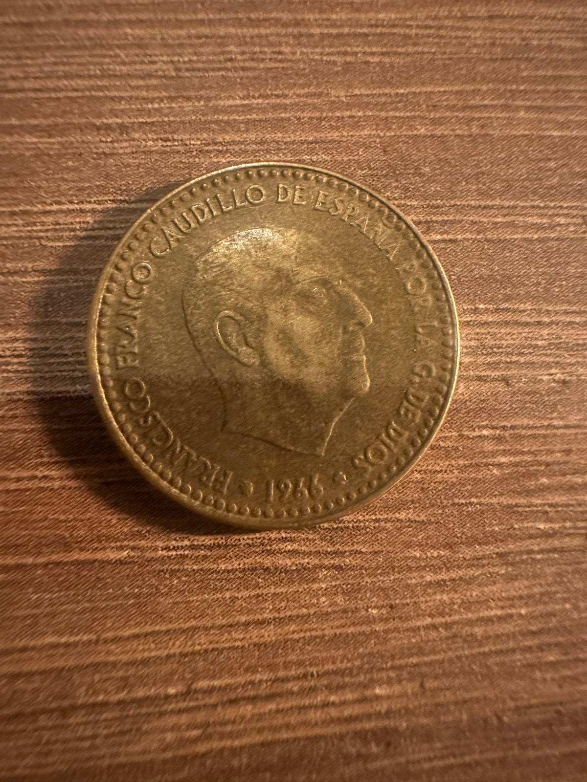 Spaanse 1 Peseta munt uit 1966- Francisco Franco, Ophalen of Verzenden, Overige landen, Losse munt