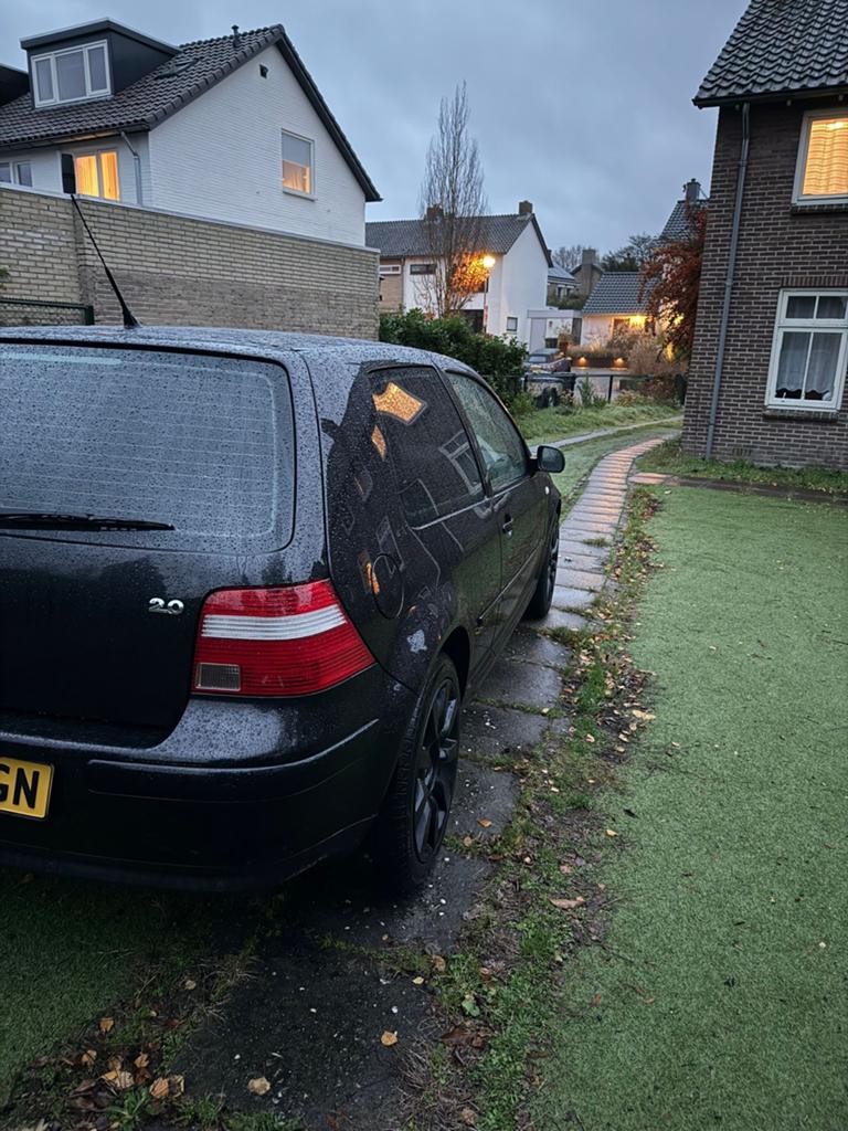 Volkswagen Golf 2.0 85KW 2003 Zwart, 4 cilinders, 1984 cc, Origineel Nederlands, Bedrijf