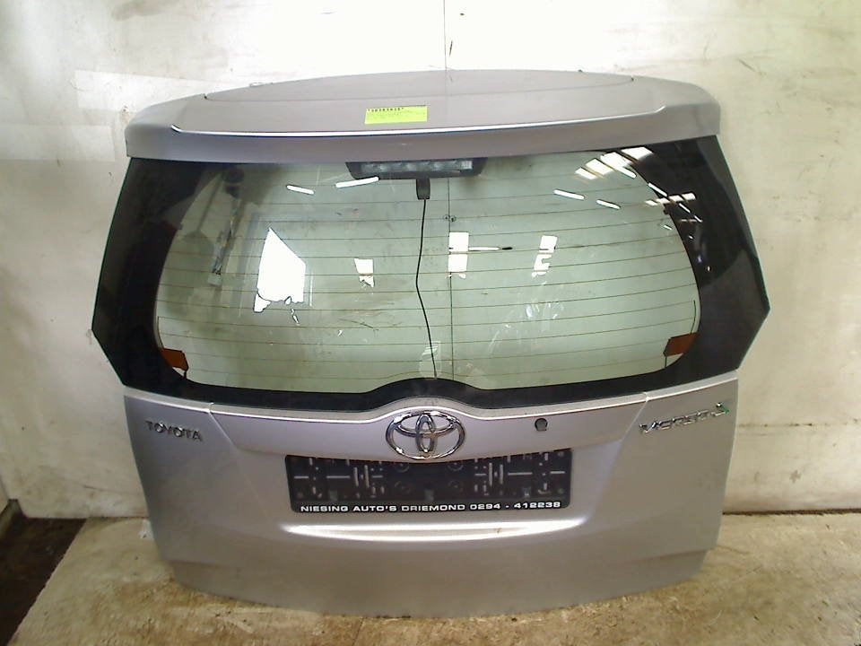 Achterklep Toyota Verso S (2010-11/2016-10), Gebruikt, Kundenbetreuung@toyota.de, Toyota-Allee 2, Köln 50858, , Duitsland, Toyota