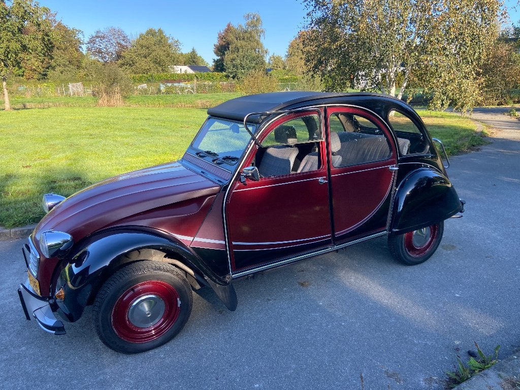 Mooie Citroën 2cv6 Charleston 1986 Rouge Delage met Noir, Auto's, Voorwielaandrijving, Stof, 602 cc, 2CV