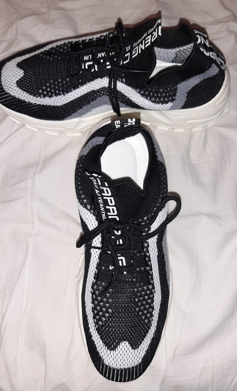 Nieuwe Zwart-Witte Sneakers schoenen sportschoenen gympen 43, Zwart, Nieuw, Ophalen of Verzenden, Sneakers of Gympen