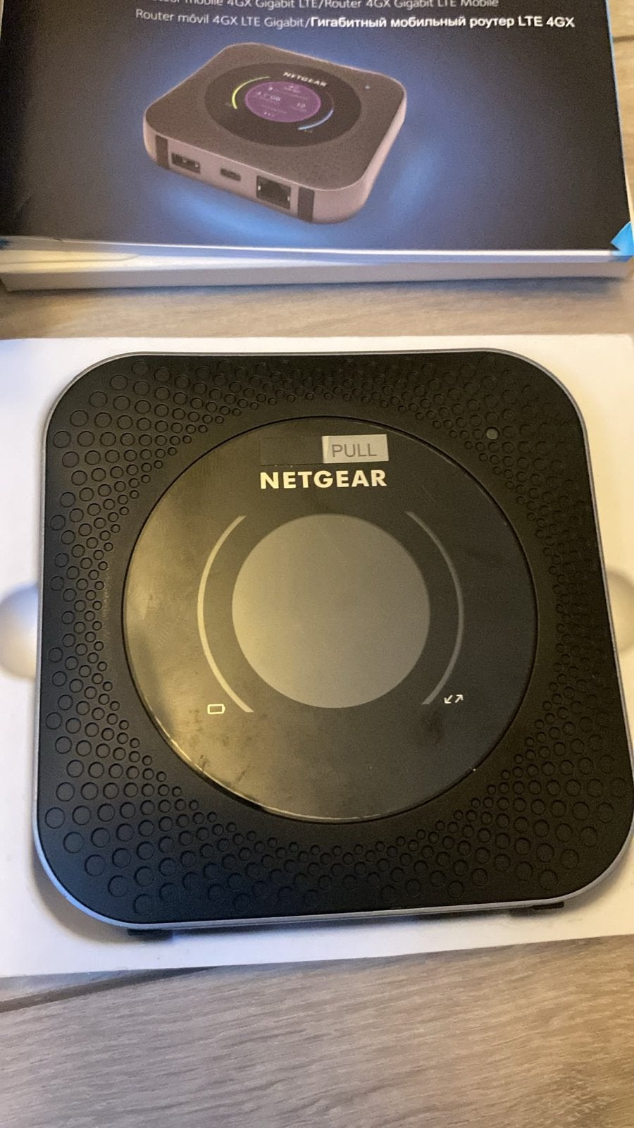 NETGEAR AIRCARD M1 3G/4G MHS - Mobile Router, Ophalen of Verzenden, Zo goed als nieuw, Router met modem, NETGEAR