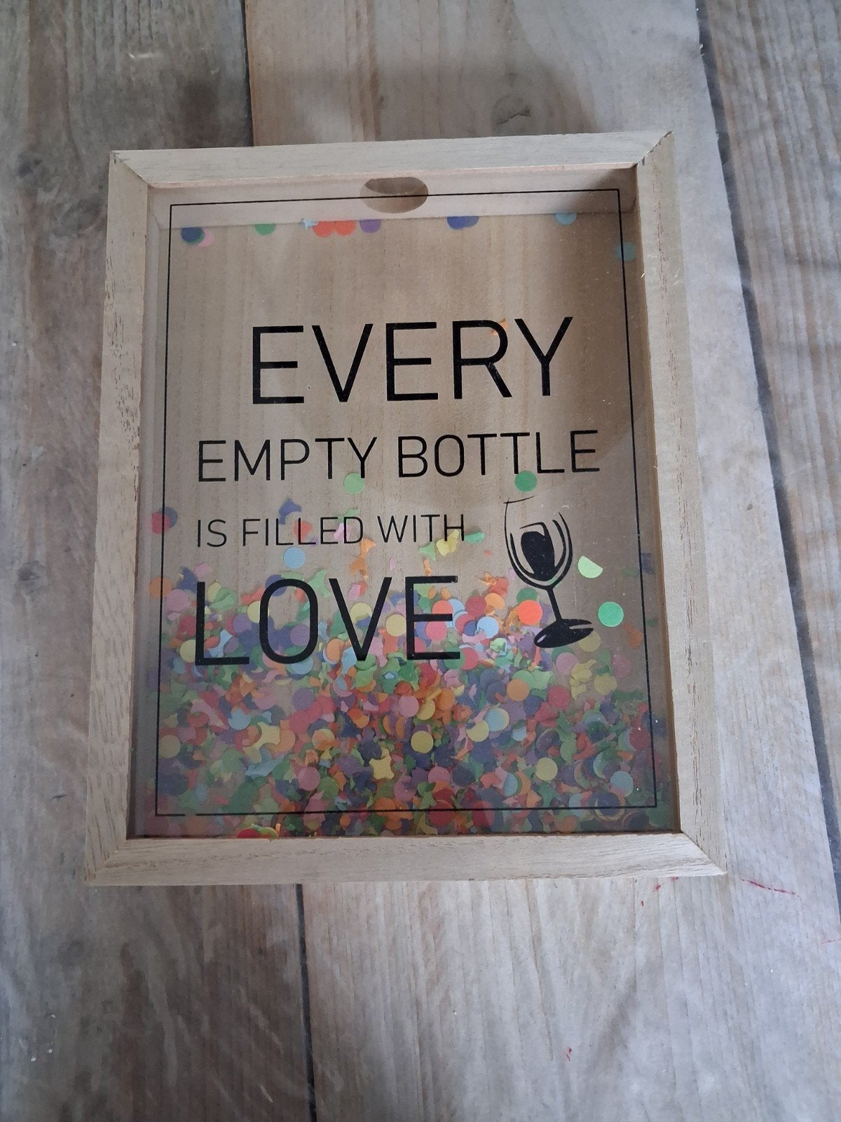 Decoratieve spaarpot 'Every Empty Bottle', Huis en Inrichting, Hout, Meerkleurig, Nieuw, Ophalen of Verzenden