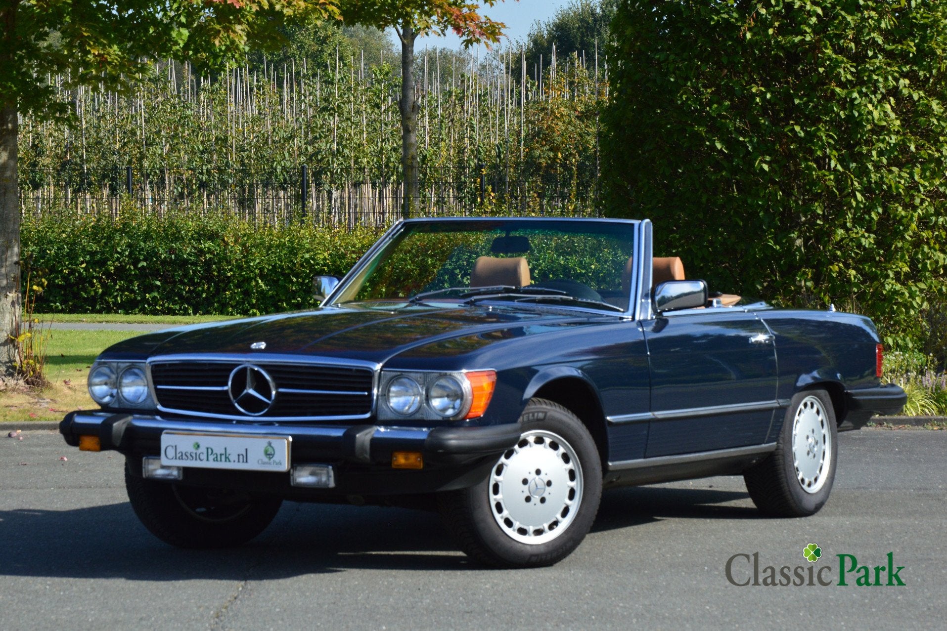 Mercedes-Benz 300-serie 380 SL (bj 1982, automaat), Auto's, Achterwielaandrijving, Lederen bekleding, Beige, Cabriolet