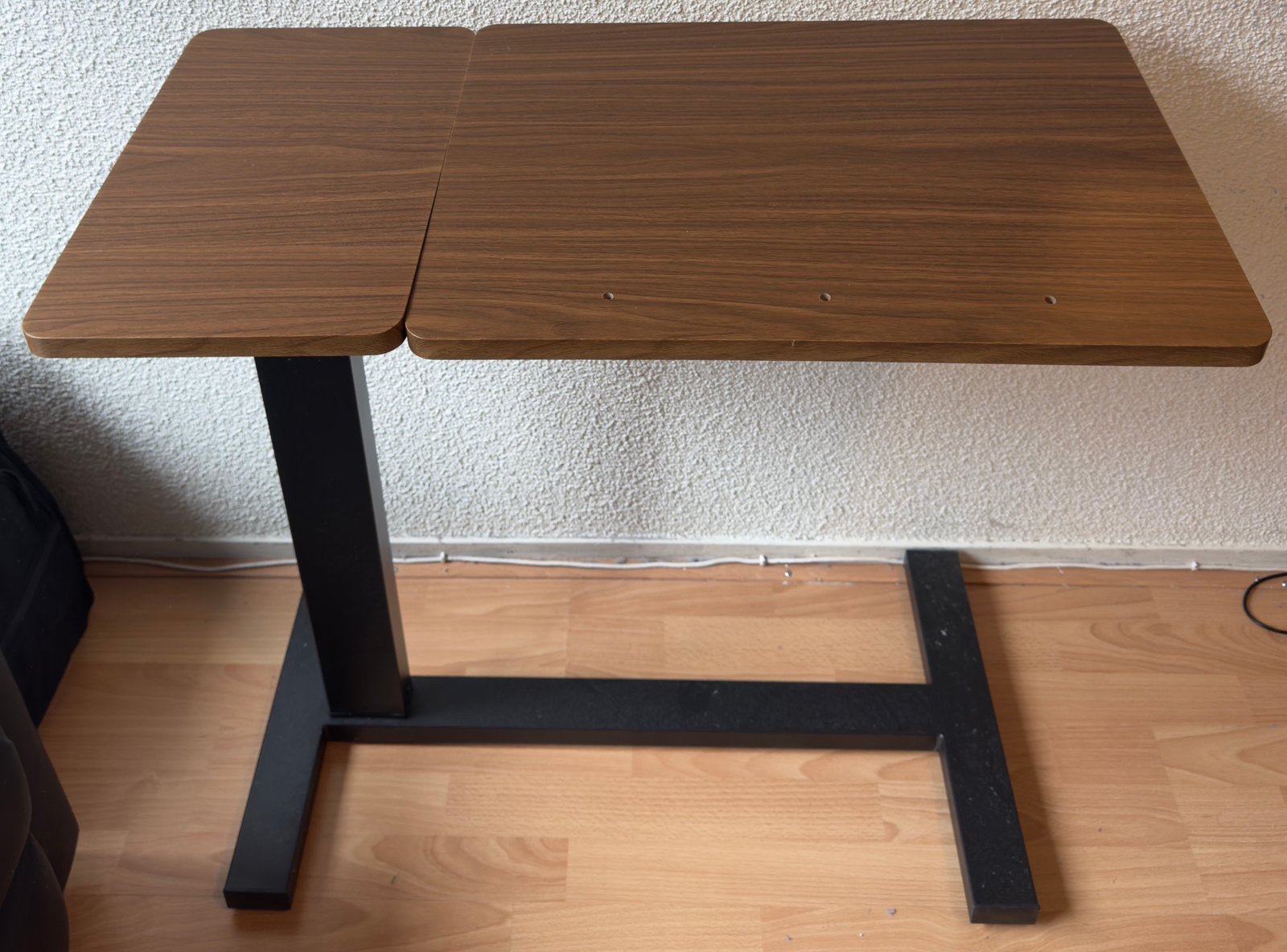 Laptoptafel In Hoogste Afstelbaar En Inklapbaar Te Koop!!!, Computers en Software, Laptoptafels, Ophalen, Zo goed als nieuw, In diepte verstelbaar