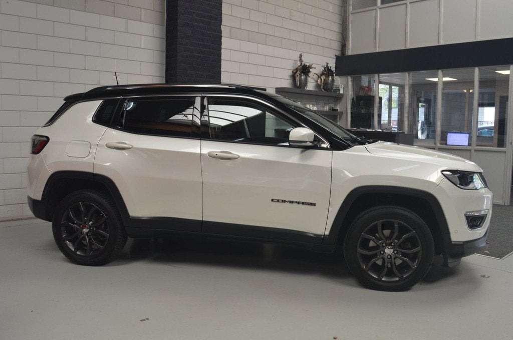 Jeep Compass 1.4 MultiAir Limited 4x4 // NAVI // CAMERA // C, Auto's, Jeep, Automaat, 450 kg, 4 cilinders, Leder en Stof