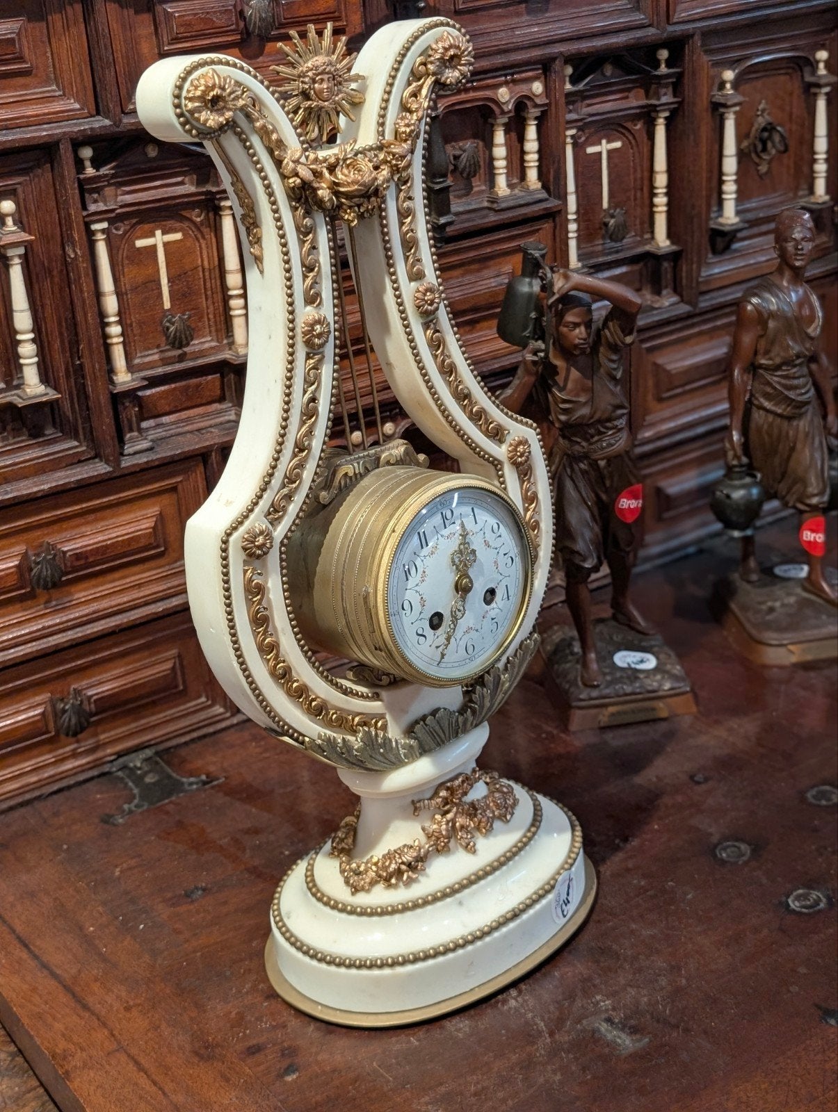 antieke lier pendule €400.   50 cm. loopt, Ophalen
