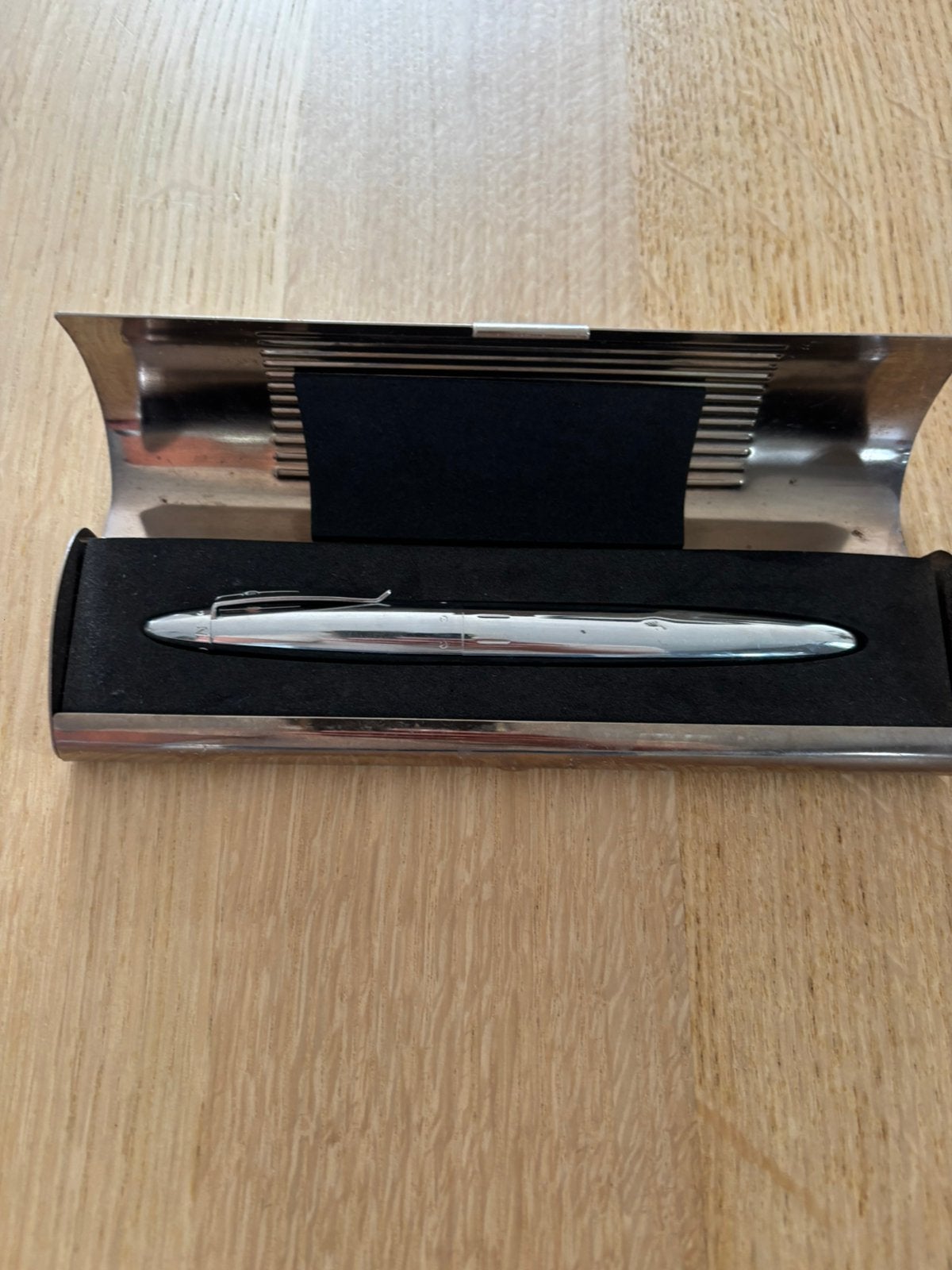 Lexon design balpen+originele metalengeschenkdoos(zilver), Ophalen of Verzenden, Zo goed als nieuw, Balpen, Overige merken