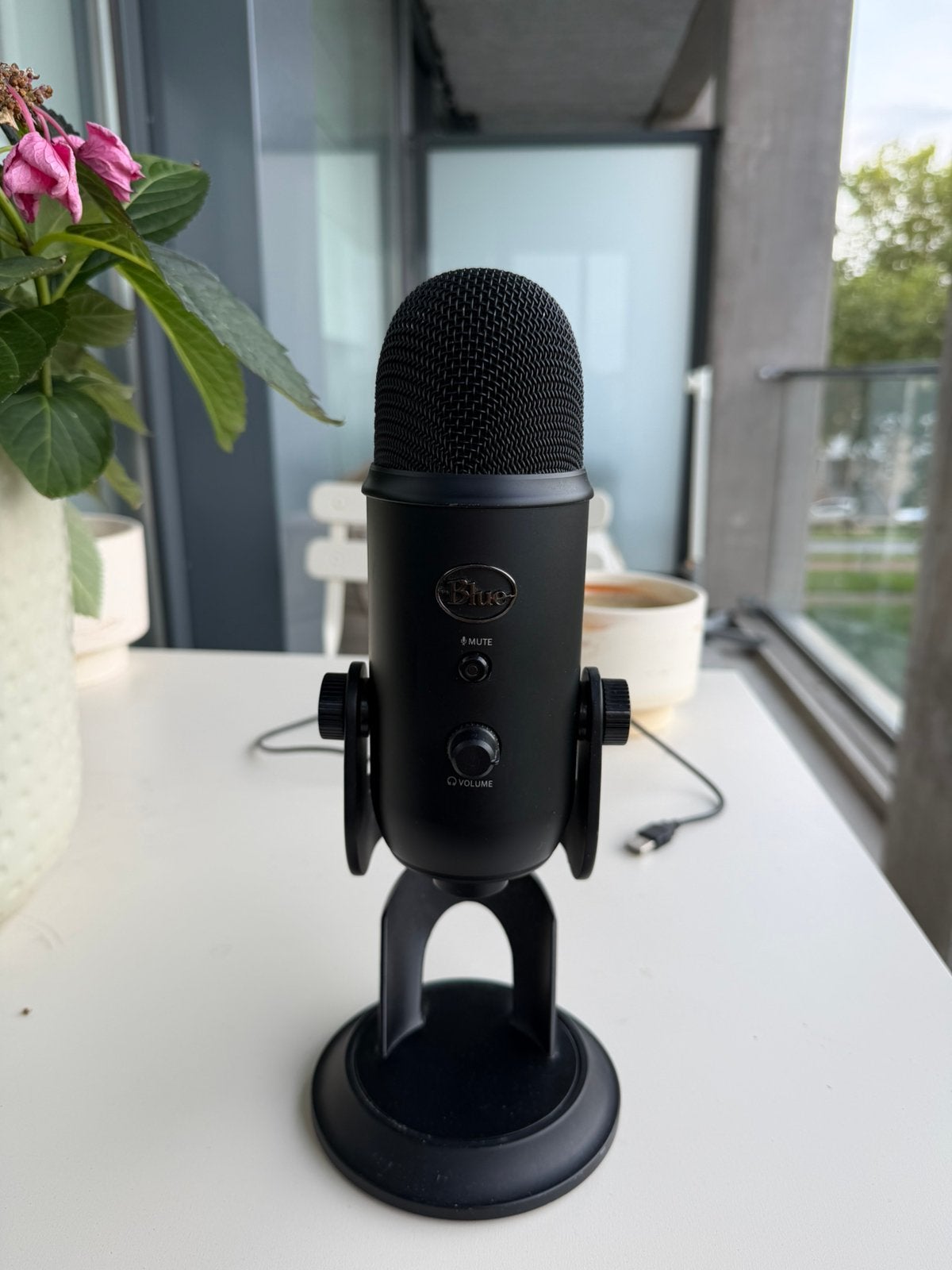 Blue Yeti Blackout ALS NIEUW, Ophalen of Verzenden, Zo goed als nieuw, Studiomicrofoon
