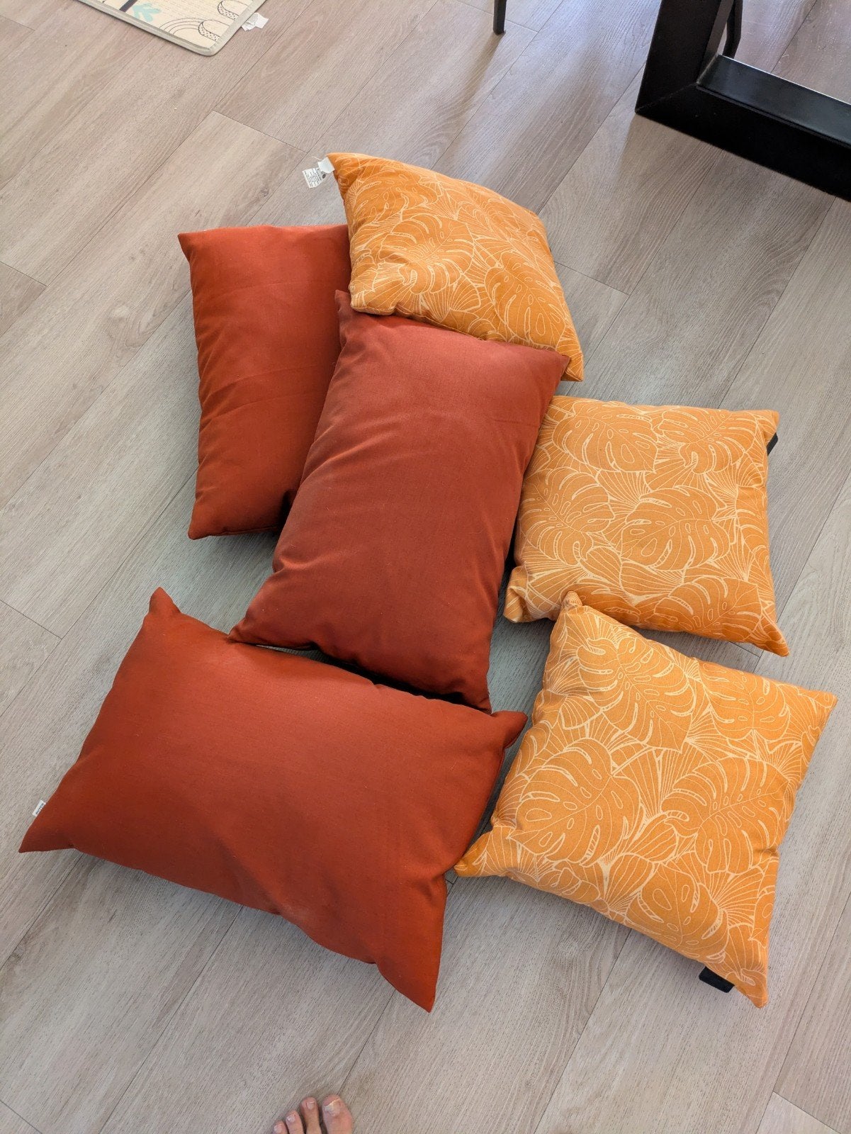 Madison Tuinkussens - Oranje en Terracotta Set, Huis en Inrichting, Overige merken, Meerkleurig, Met print, Ophalen of Verzenden
